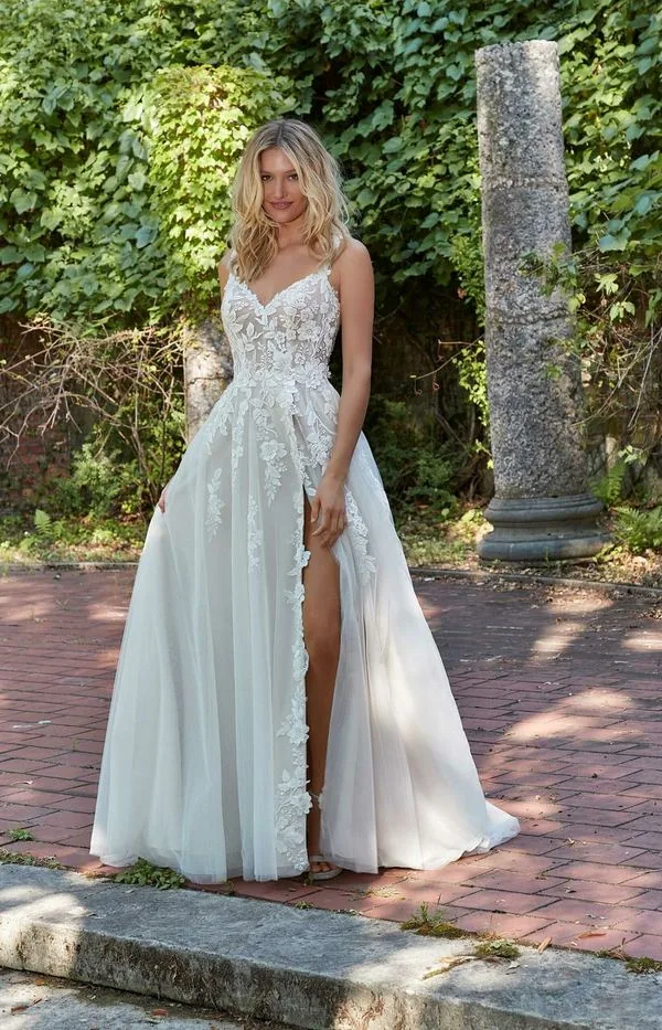 Trouwjurk 4153 van de Morilee trouwcollectie