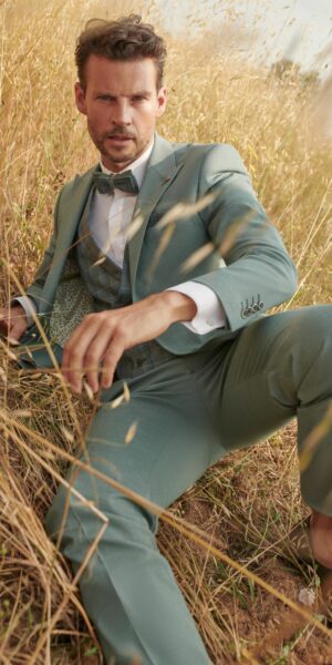 Roberto Vicentti-Trouwpak-cor 43.22.810 A