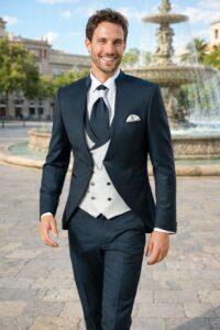 Petrol kleurig trouwpak van fantastische stof